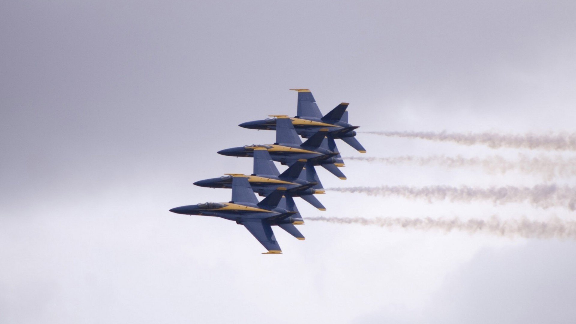 丹麦大胜斯洛文尼亚，小组出线在望，丹麦与俄罗斯比赛