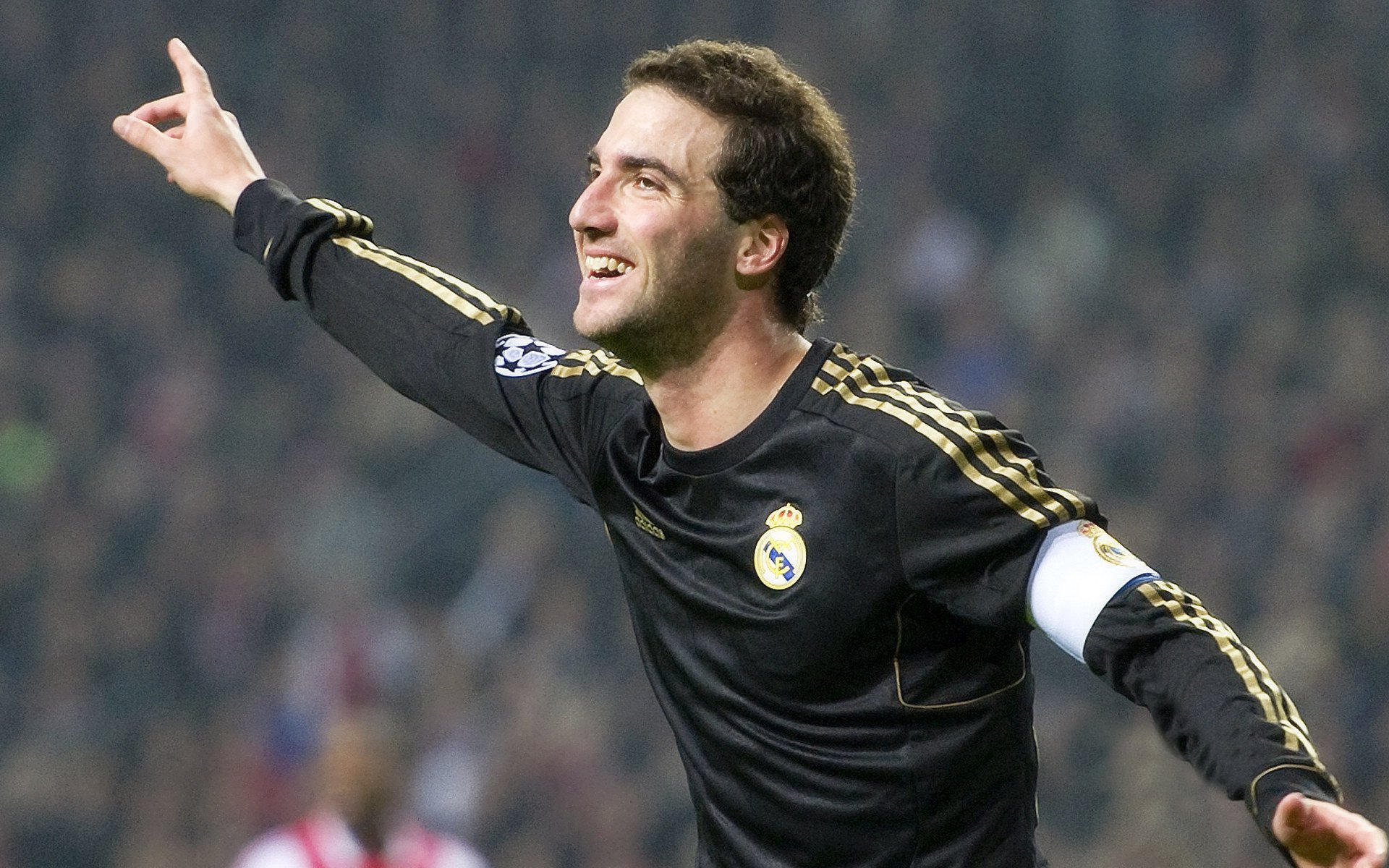 美洲杯明星纷纷亮相：激情澎湃巅峰对决！，美洲杯巨星